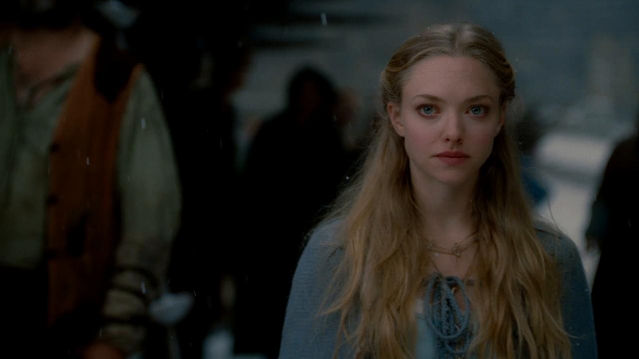 Dziewczyna w czerwonej pelerynie