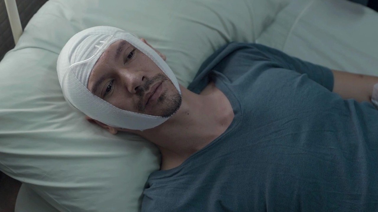 Headshot. Mroczna karma