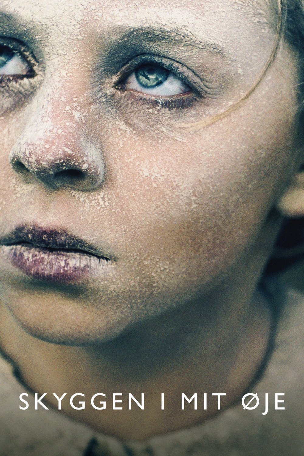 Oglądaj Cienie pod powiekami