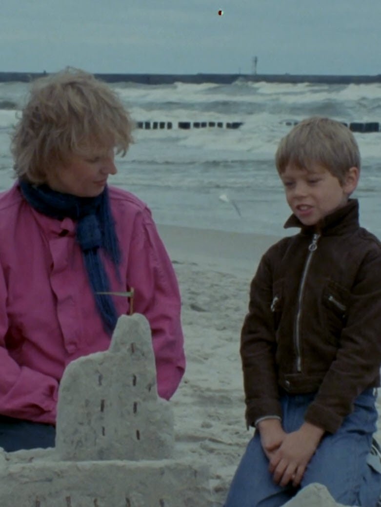 Oglądaj Jesienią o szczęściu