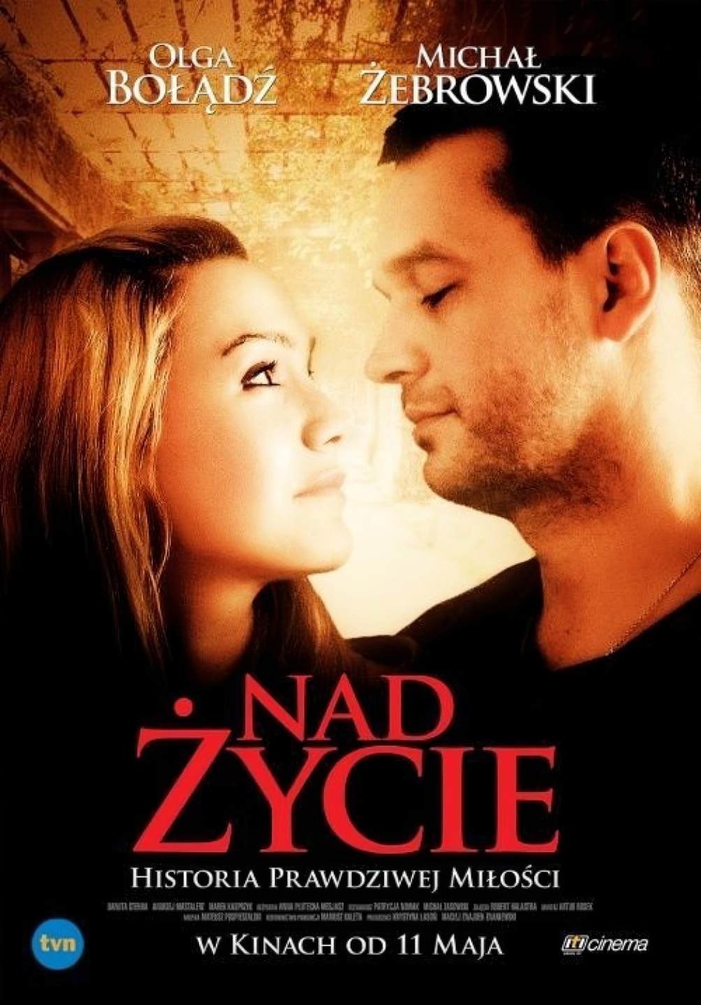 Oglądaj Nad życie