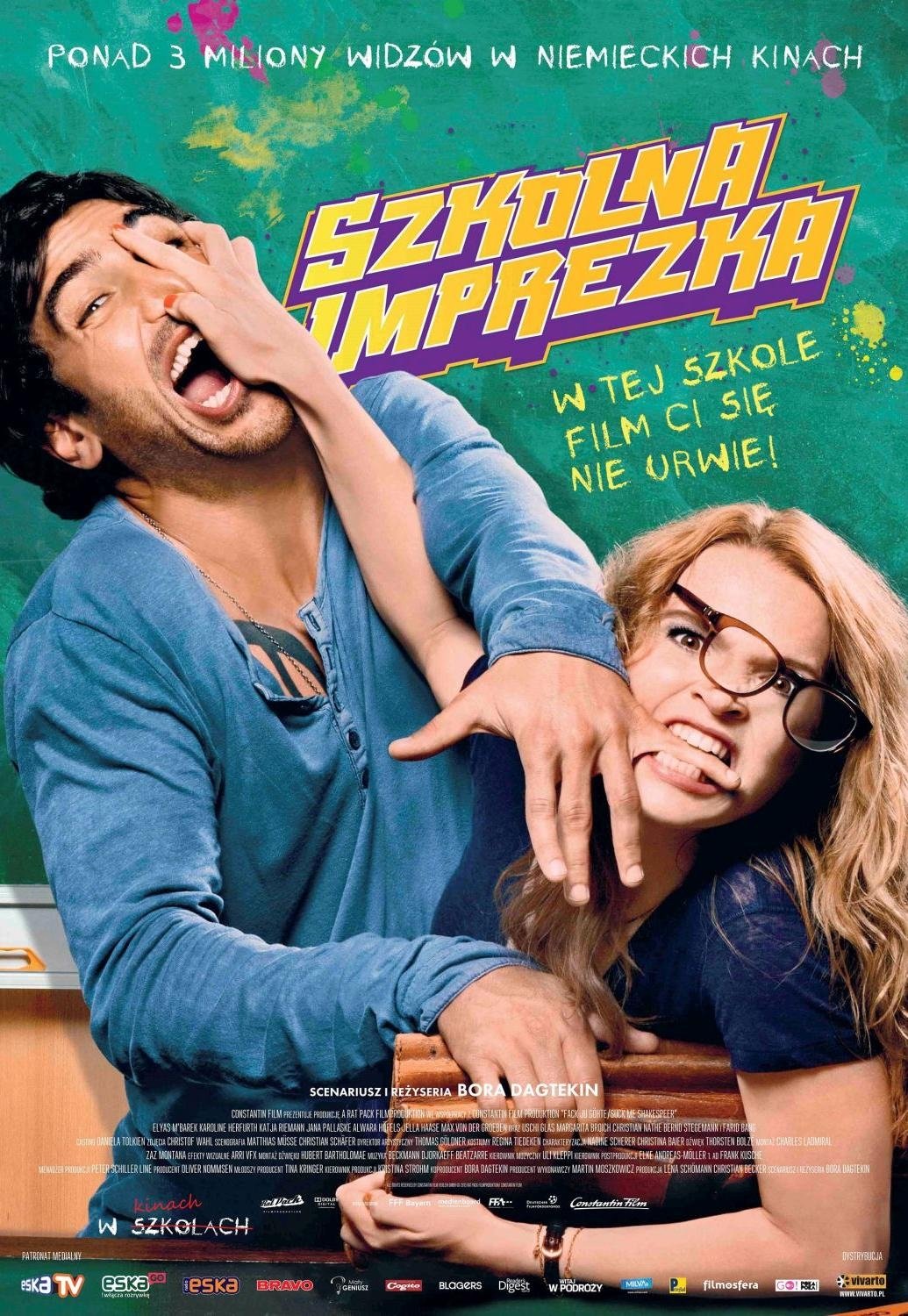 Oglądaj Szkolna imprezka