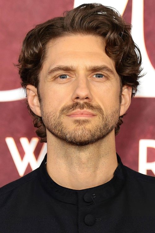 Aaron Tveit zdjęcie
