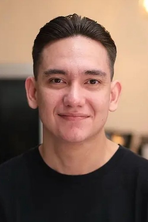 Adipati Dolken zdjęcie
