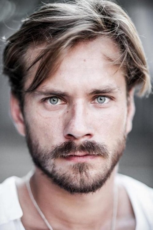 Александр Горбатов zdjęcie