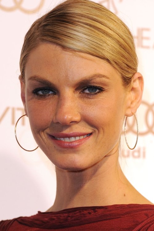 Angela Lindvall zdjęcie