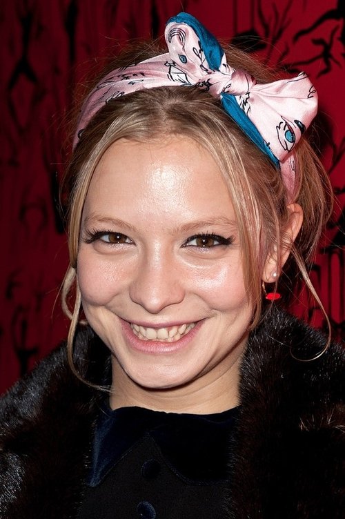 Annabelle Dexter-Jones zdjęcie