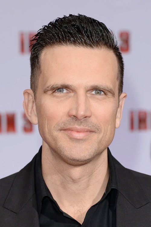 Ashley Hamilton zdjęcie