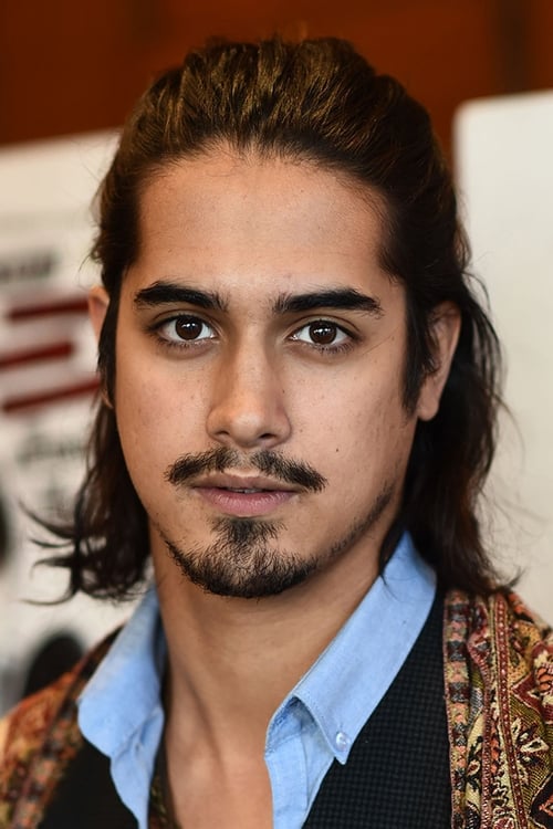 Avan Jogia zdjęcie