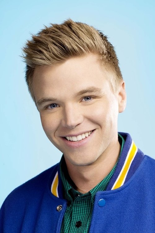 Brett Davern zdjęcie