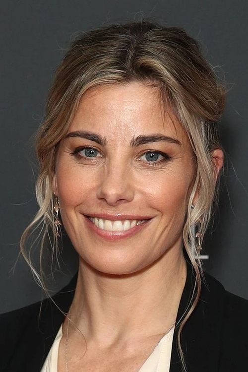Brooke Satchwell zdjęcie