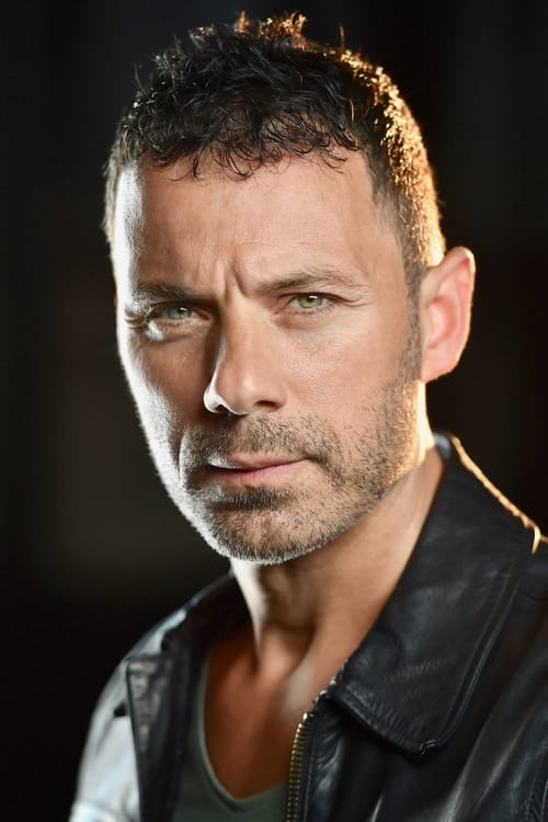 Cengiz Dervis zdjęcie