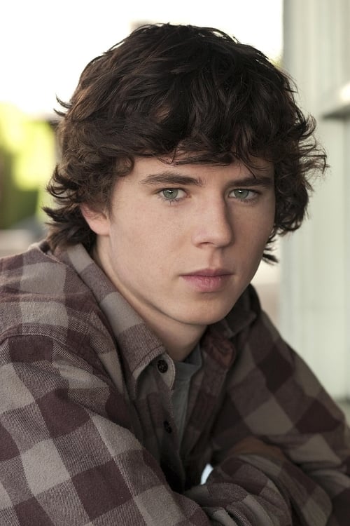Charlie McDermott zdjęcie