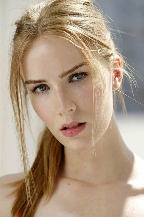 Charlotte Kirk zdjęcie