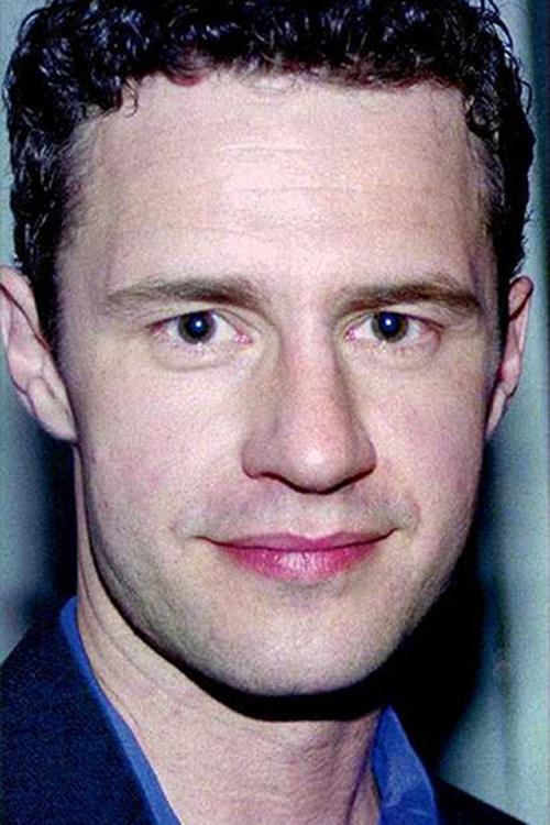 Chris Owens zdjęcie