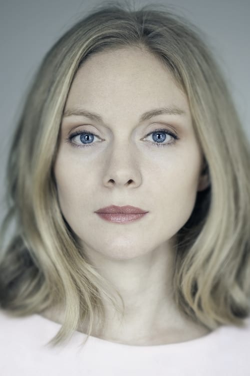 Christina Cole zdjęcie