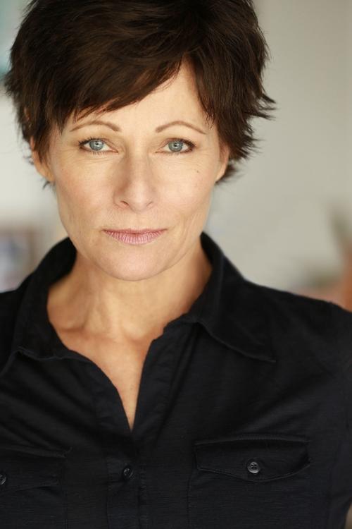 Cindy Hogan zdjęcie