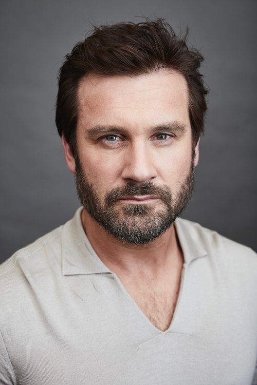 Clive Standen zdjęcie