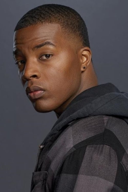 Daniel Ezra zdjęcie