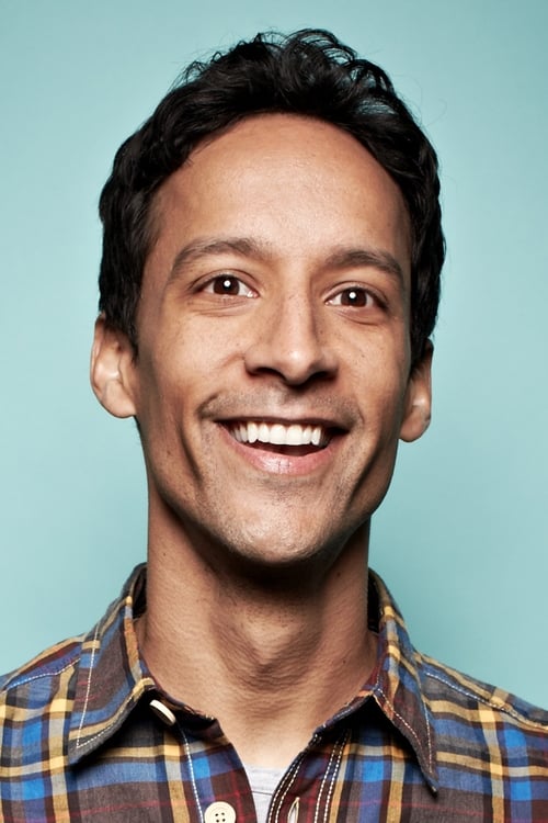 Danny Pudi zdjęcie