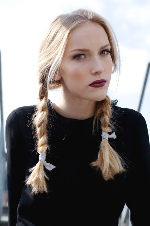 Elina Loukas zdjęcie