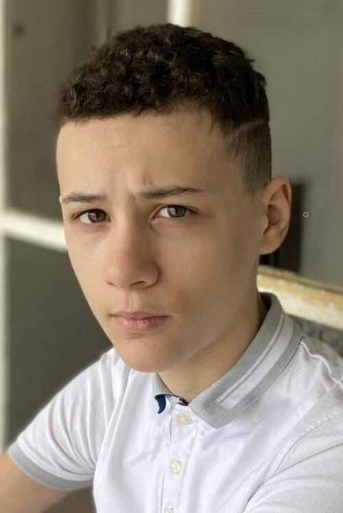 Elyes Aguis zdjęcie