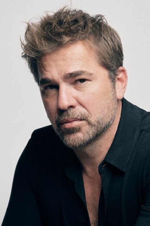 Engin Altan Düzyatan zdjęcie