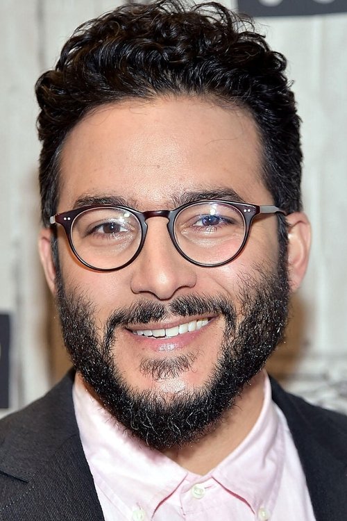 Ennis Esmer zdjęcie