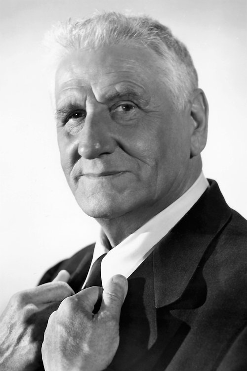 Finlay Currie zdjęcie