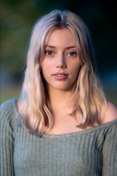 Grace Van Dien zdjęcie