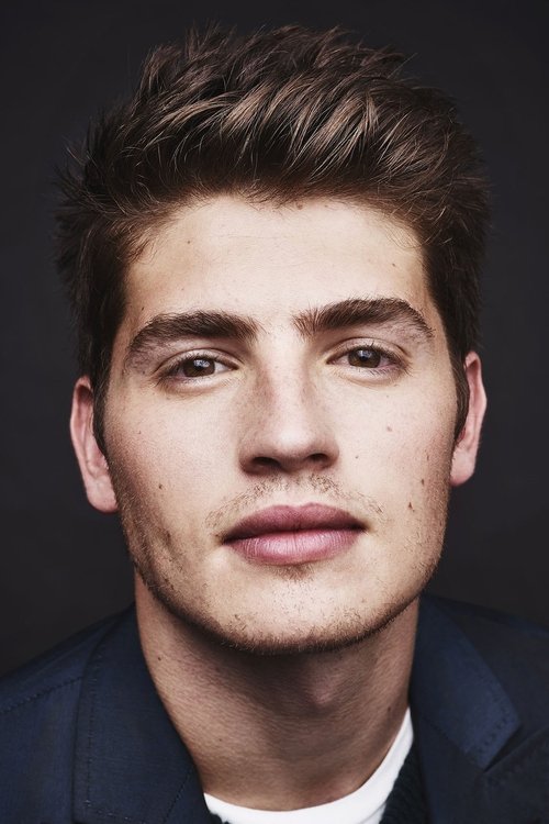 Gregg Sulkin zdjęcie