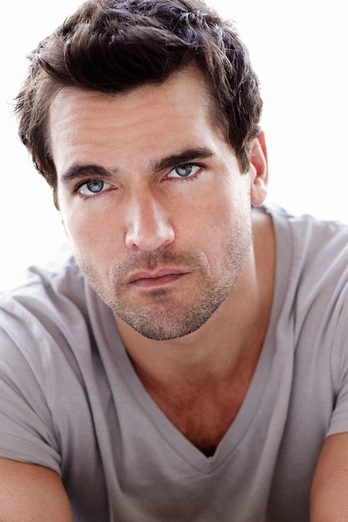 Jackson Hurst zdjęcie