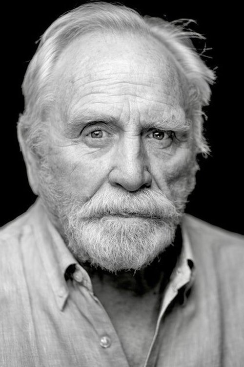 James Cosmo zdjęcie