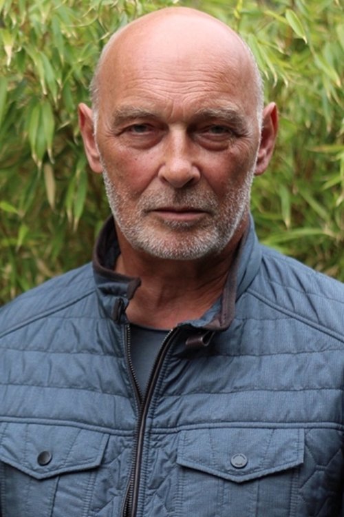 James Faulkner zdjęcie