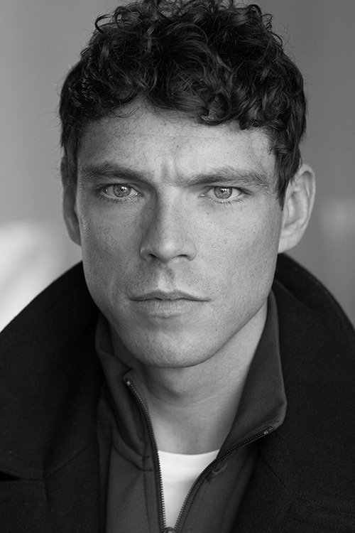 James Nelson-Joyce zdjęcie