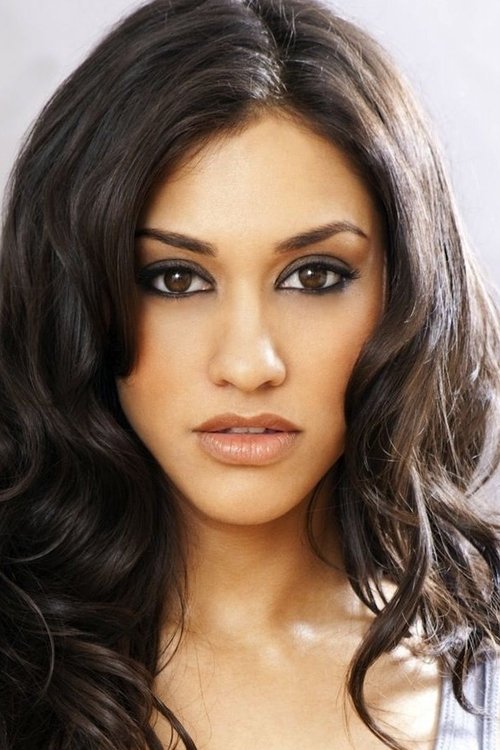 Janina Gavankar zdjęcie
