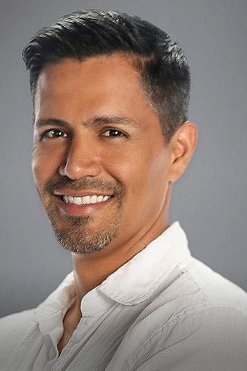Jay Hernandez zdjęcie