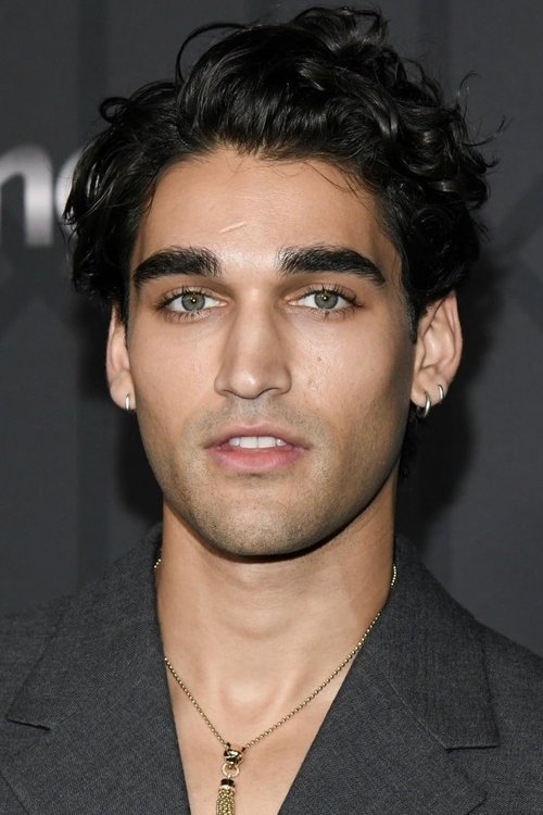 Josh Heuston zdjęcie