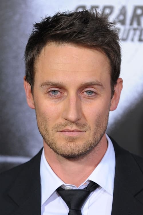 Josh Stewart zdjęcie