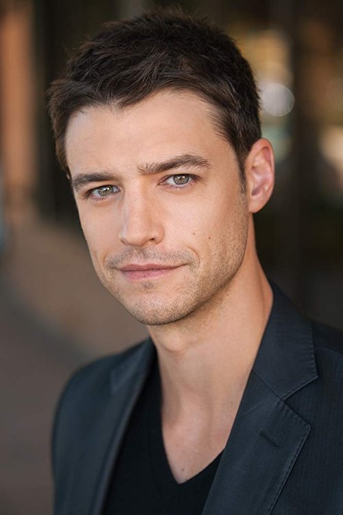 Joshua Snyder zdjęcie