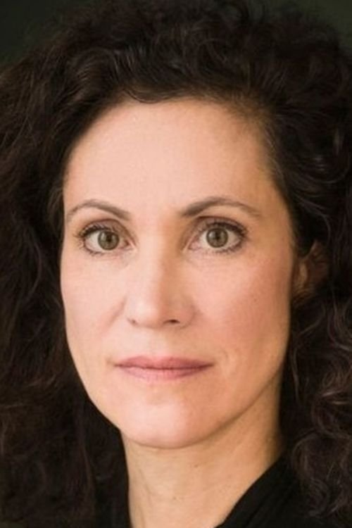 Justine Hirschfeld zdjęcie