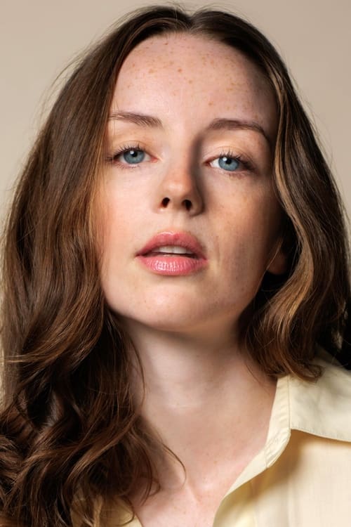Kacey Rohl zdjęcie