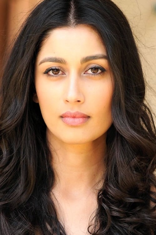 Karishma Ahluwalia zdjęcie