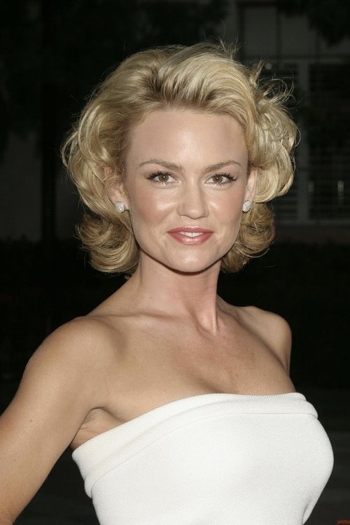 Kelly Carlson zdjęcie