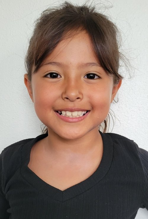 Khaleesi Lambert-Tsuda zdjęcie