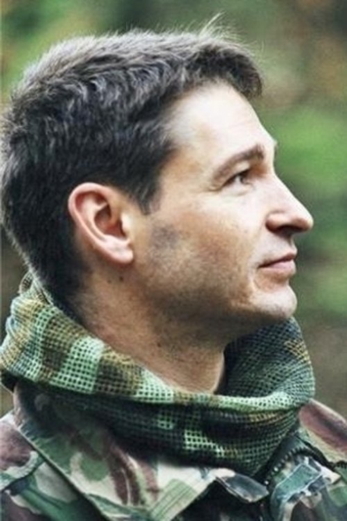 Leslie Simpson zdjęcie