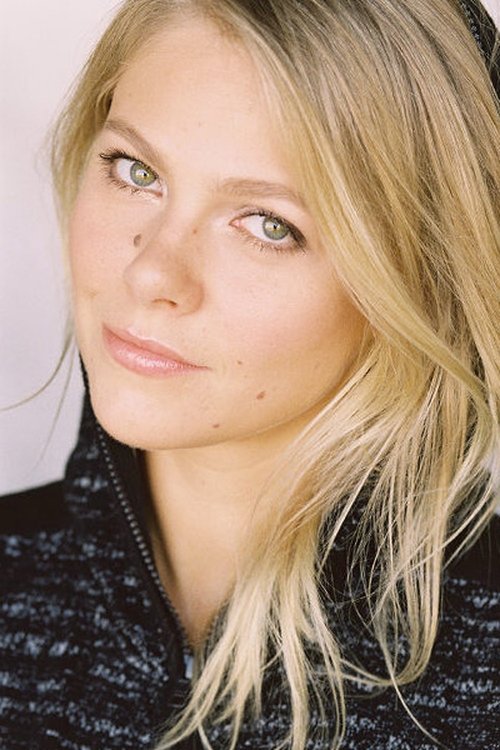 Lily Cowles zdjęcie