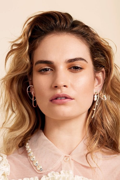 Lily James zdjęcie