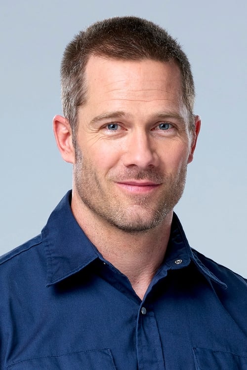 Luke Macfarlane zdjęcie