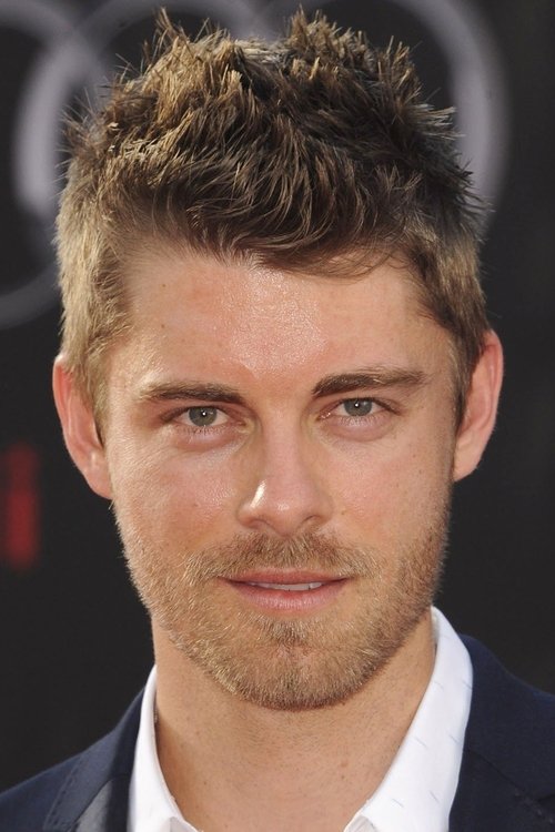 Luke Mitchell zdjęcie